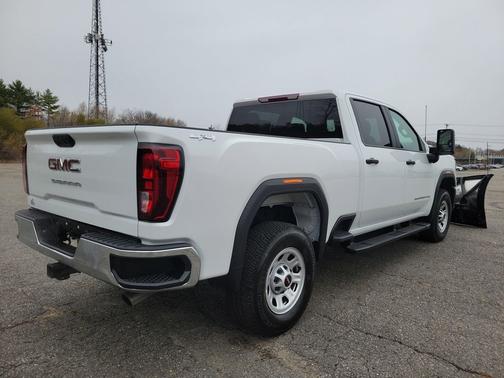2026 GMC Sierra 2500 Base