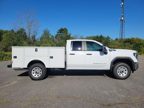 2025 GMC Sierra 3500 Base
