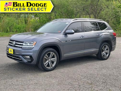 Platinum Gray Metallic 2019 Volkswagen Atlas 3.6L SE w/Technology