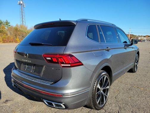 2024 Volkswagen Tiguan 2.0T SEL R-Line 4MOTION