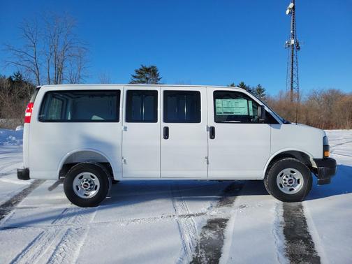 2025 GMC Savana 2500 Work Van