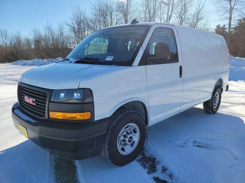2025 GMC Savana 2500 Work Van