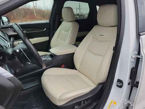 2021 Cadillac XT5 Sport