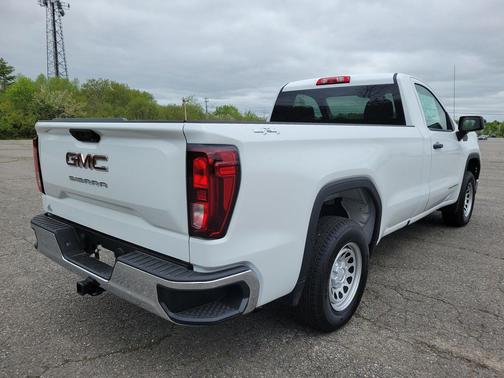 2025 GMC Sierra 1500 Pro