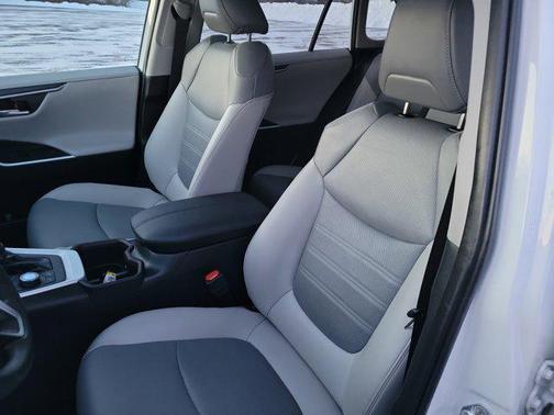 2022 Toyota RAV4 Limited