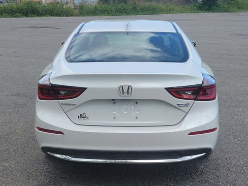 Platinum White Pearl 2021 Honda Insight Touring
