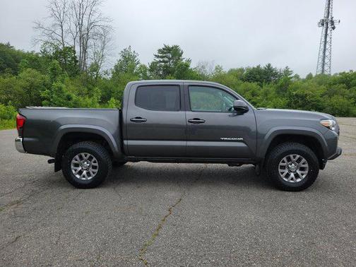 2018 Toyota Tacoma SR