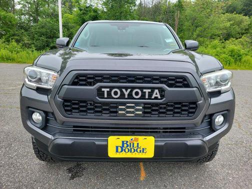 2018 Toyota Tacoma SR
