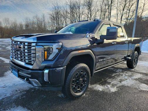 2024 GMC Sierra 2500 Denali