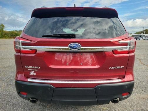 2023 Subaru Ascent Premium 7-Passenger