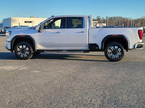 2024 GMC Sierra 2500 Denali