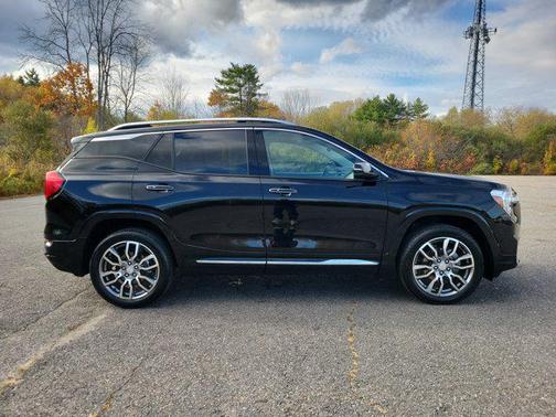 2022 GMC Terrain Denali