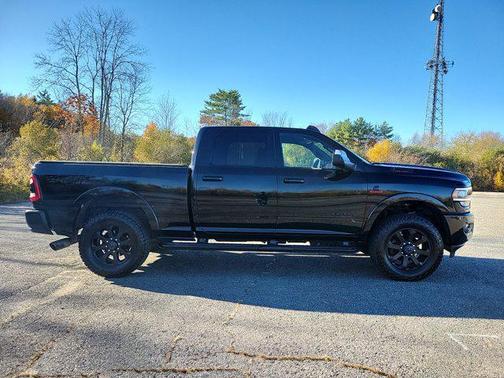 2021 RAM 3500 Laramie Crew Cab 4x4 6'4' Box