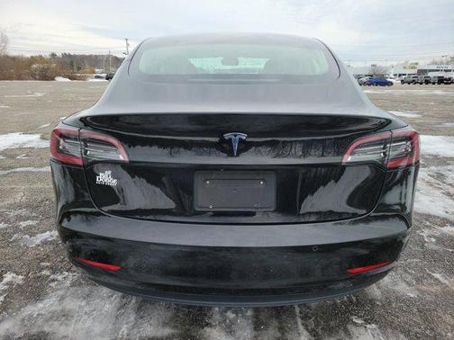 2019 Tesla Model 3 Mid Range