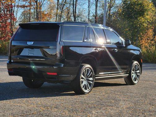 2022 Cadillac Escalade Sport