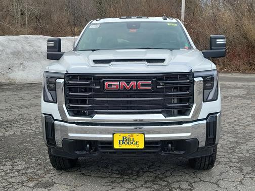 Summit White 2025 GMC Sierra 3500 Base