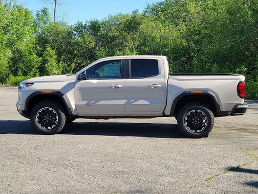 Coastal Dune 2026 GMC Canyon AT4