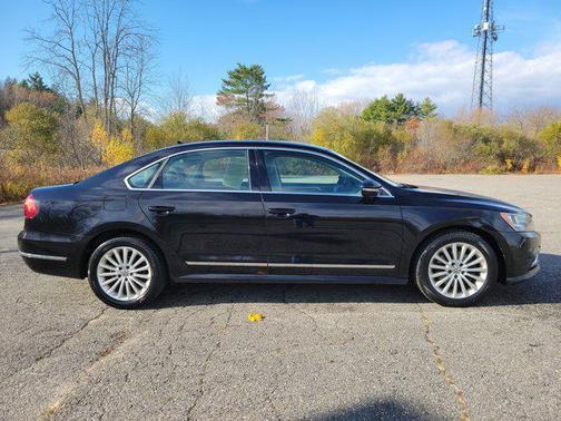 2017 Volkswagen Passat 1.8T SE