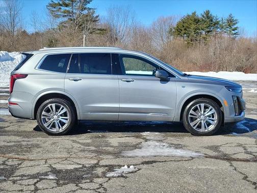 2025 Cadillac XT6 Premium Luxury AWD