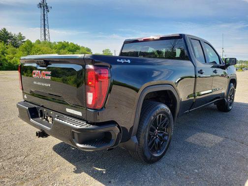 Onyx Black 2023 GMC Sierra 1500 Elevation