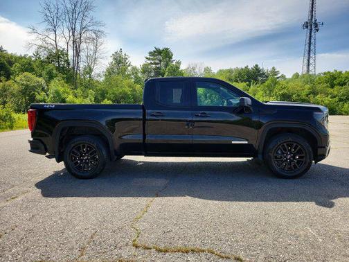 Onyx Black 2023 GMC Sierra 1500 Elevation
