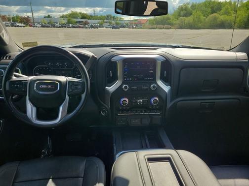 Onyx Black 2021 GMC Sierra 1500 SLT