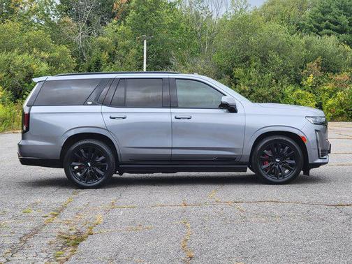 2022 Cadillac Escalade Sport