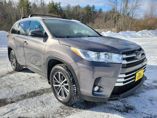 2018 Toyota Highlander SE