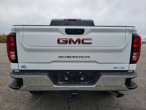 2026 GMC Sierra 2500 SLE