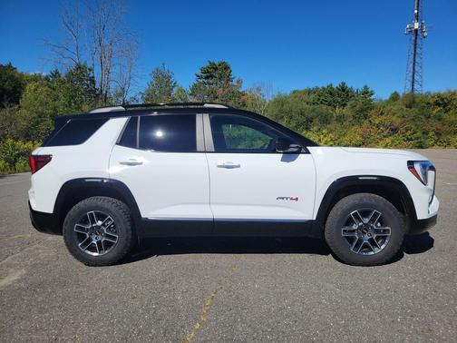 2026 GMC Terrain AWD AT4