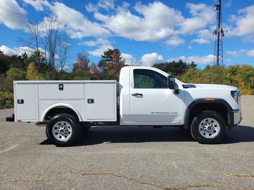 2025 GMC Sierra 3500 Base