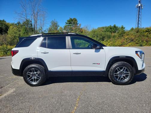 2026 GMC Terrain AWD AT4