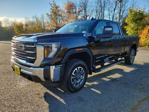 2026 GMC Sierra 3500 SLE