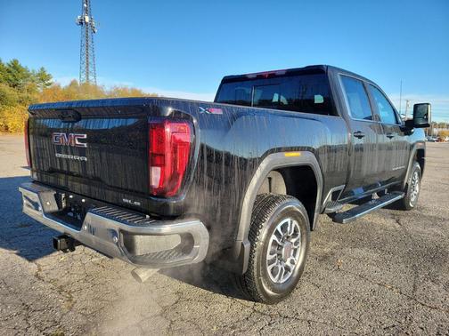 2026 GMC Sierra 3500 SLE
