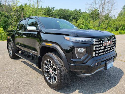 2024 GMC Canyon Denali