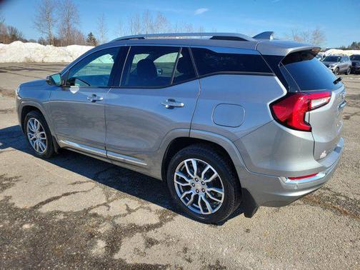 2023 GMC Terrain Denali