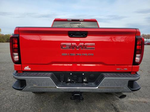 2026 GMC Sierra 2500 SLE