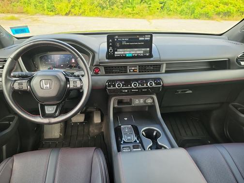 Modern Steel 2025 Honda Pilot Black Edition