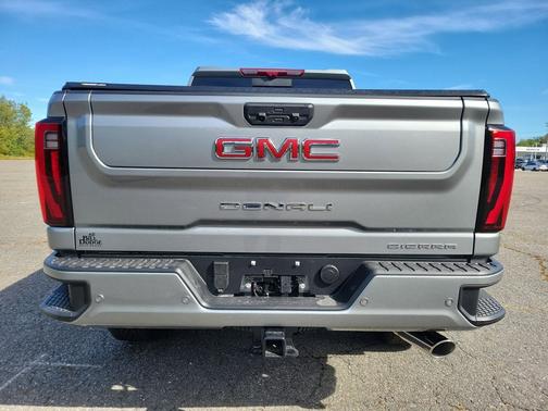 2026 GMC Sierra 2500 Denali