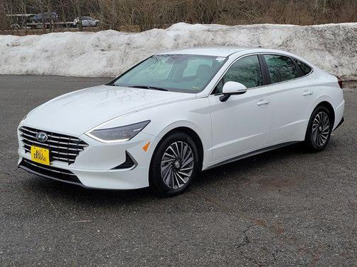 2023 Hyundai SONATA Hybrid SE