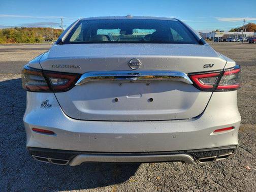 2023 Nissan Maxima SV Xtronic CVT