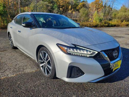 2023 Nissan Maxima SV Xtronic CVT