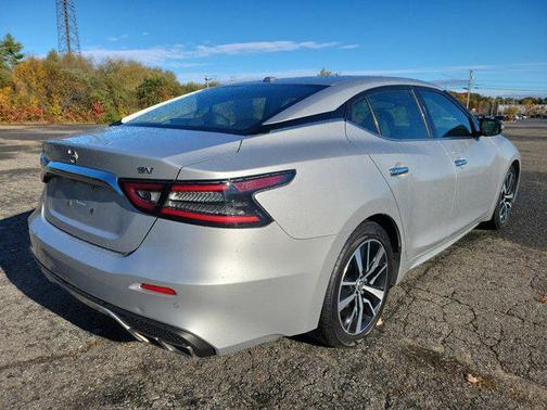2023 Nissan Maxima SV Xtronic CVT