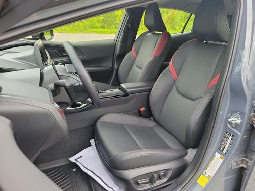 Guardian Gray 2024 Toyota Prius Prime XSE