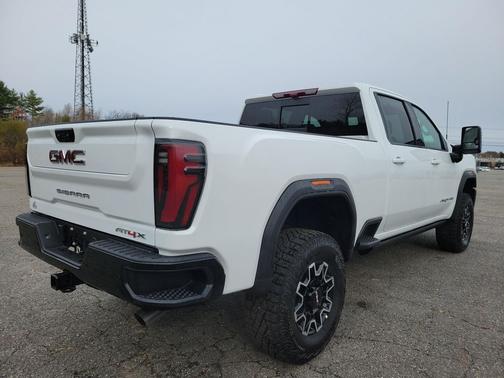 2026 GMC Sierra 2500 AT4