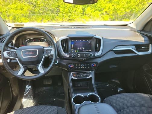 Sterling Metallic 2024 GMC Terrain SLE