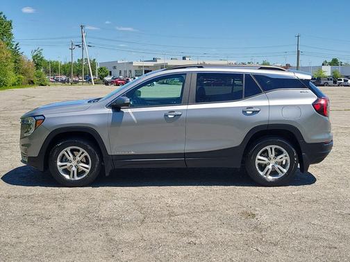 Sterling Metallic 2024 GMC Terrain SLE