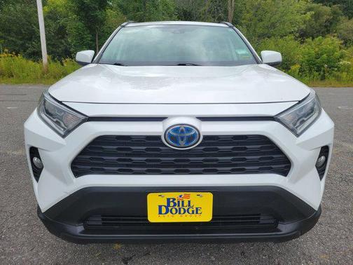 2020 Toyota RAV4 Hybrid XLE