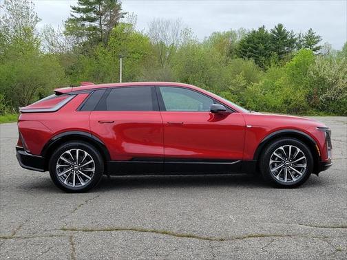 2025 Cadillac LYRIQ Sport w/1SJ