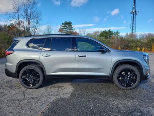 2026 GMC Acadia AWD Elevation